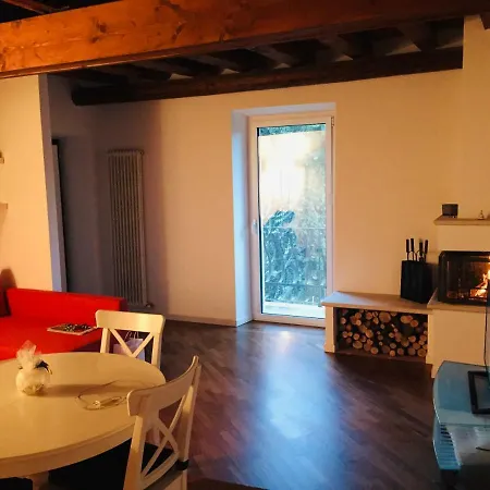Romagnoli Apartment *
